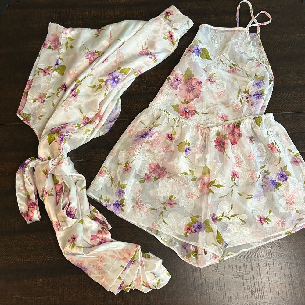 vintage 1990s Secret Treasures 3-piece pajama set  XL